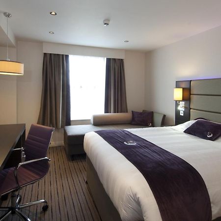 Premier Inn Edinburgh A1 - Newcraighall Exteriör bild